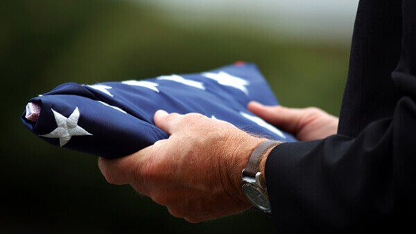 veteran burial flags