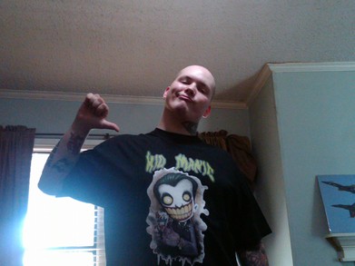 Kid Manic Front T-Shirt Photo