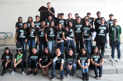 Avid Dragons T-Shirt Photo