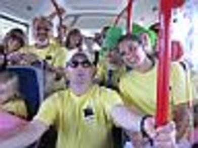 Bermuda Bus T-Shirt Photo