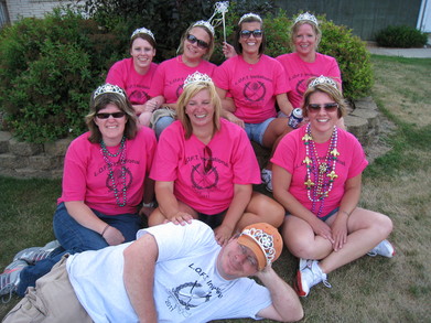 Divas Plus One T-Shirt Photo