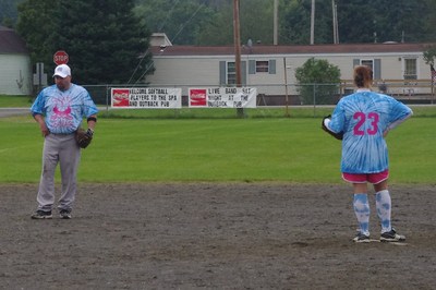 Engaged : ) T-Shirt Photo