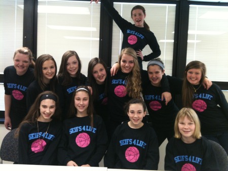 Basketball Team T-Shirt Photo