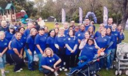 Walk To End Alzheimers  T-Shirt Photo