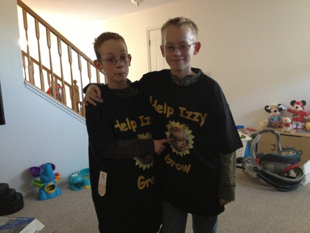 Izzy Life  T-Shirt Photo