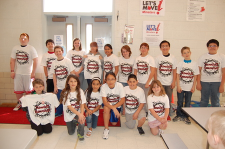 Minatare "Little Indians" T-Shirt Photo