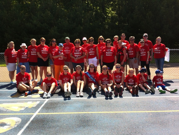 Annie's Angels At So Ct Arthritis Walk 2013 T-Shirt Photo