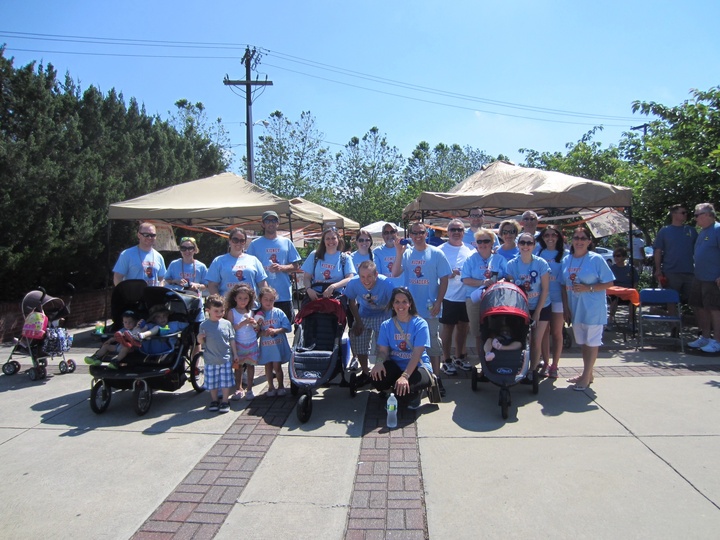 Nkf Walk T-Shirt Photo