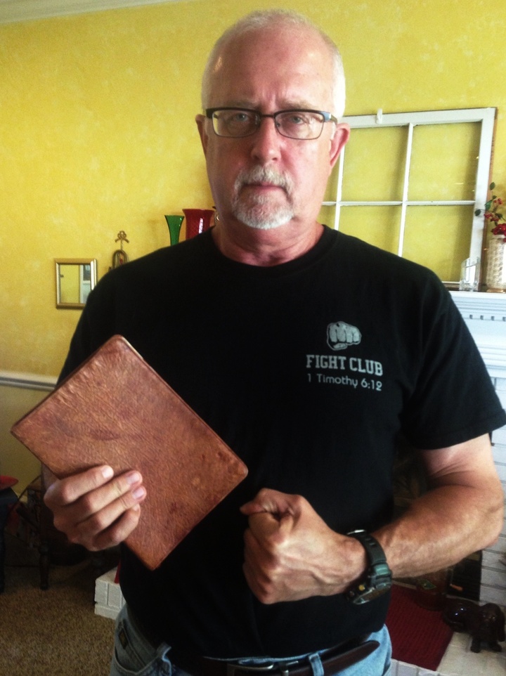 Metro Fight Club T-Shirt Photo