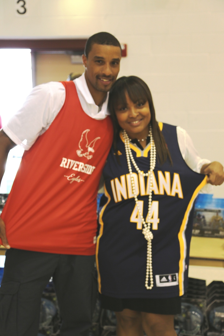 Principal Davis & George Hill T-Shirt Photo