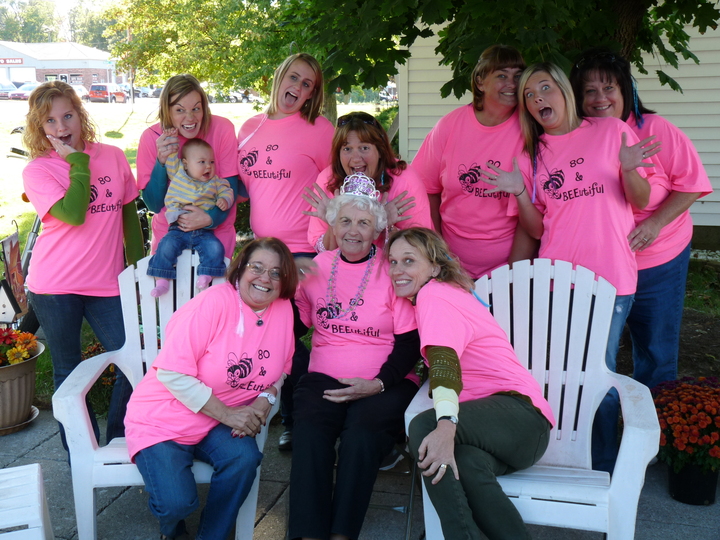 80 & Be Eutiful T-Shirt Photo