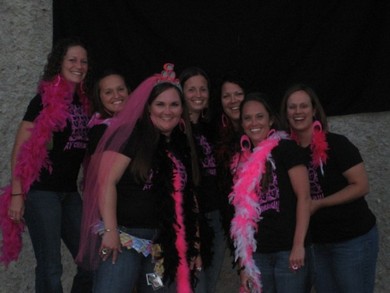 Hooliago 9.8.7. T-Shirt Photo