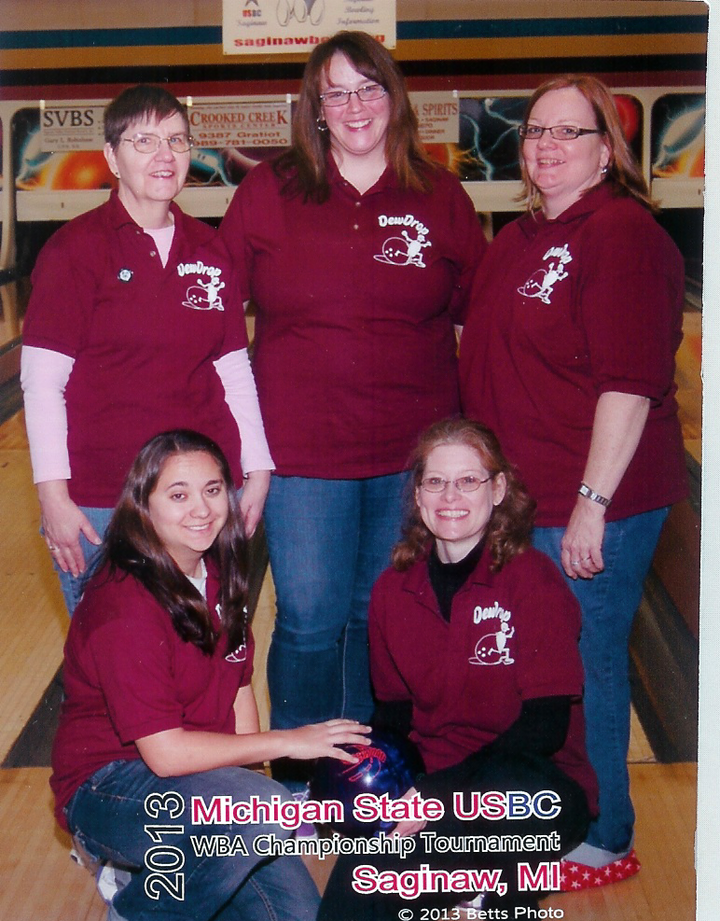 Dew Drop Bowling T-Shirt Photo
