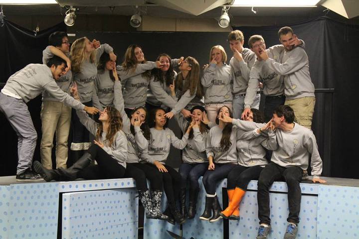 Thankful For Bare Stage Sweatshirts T-Shirt Photo