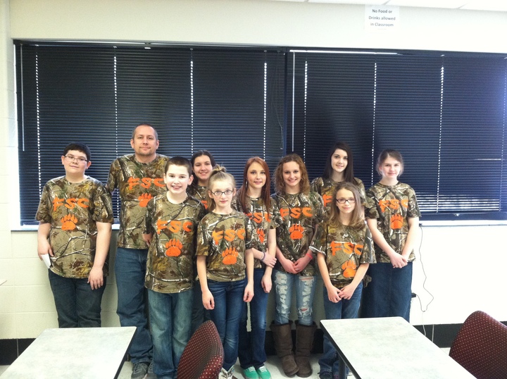 Frakes Bears Science Olympiad Team  T-Shirt Photo