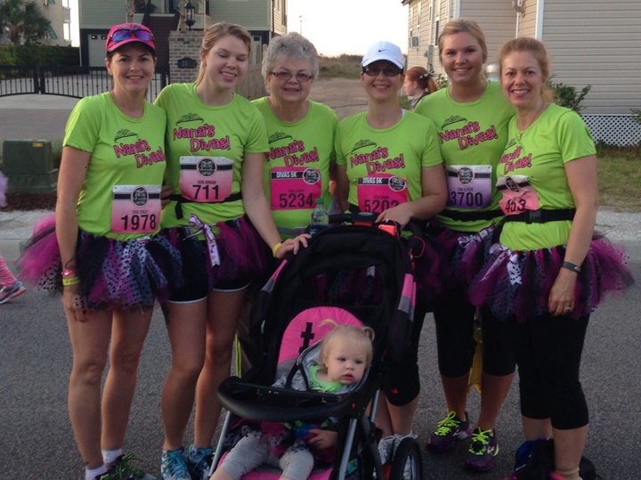 Run Like A Diva 1/2 Marathon & 5k Myrtle Beach, Sc T-Shirt Photo