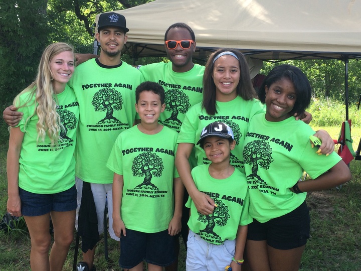 Cousin Love! T-Shirt Photo