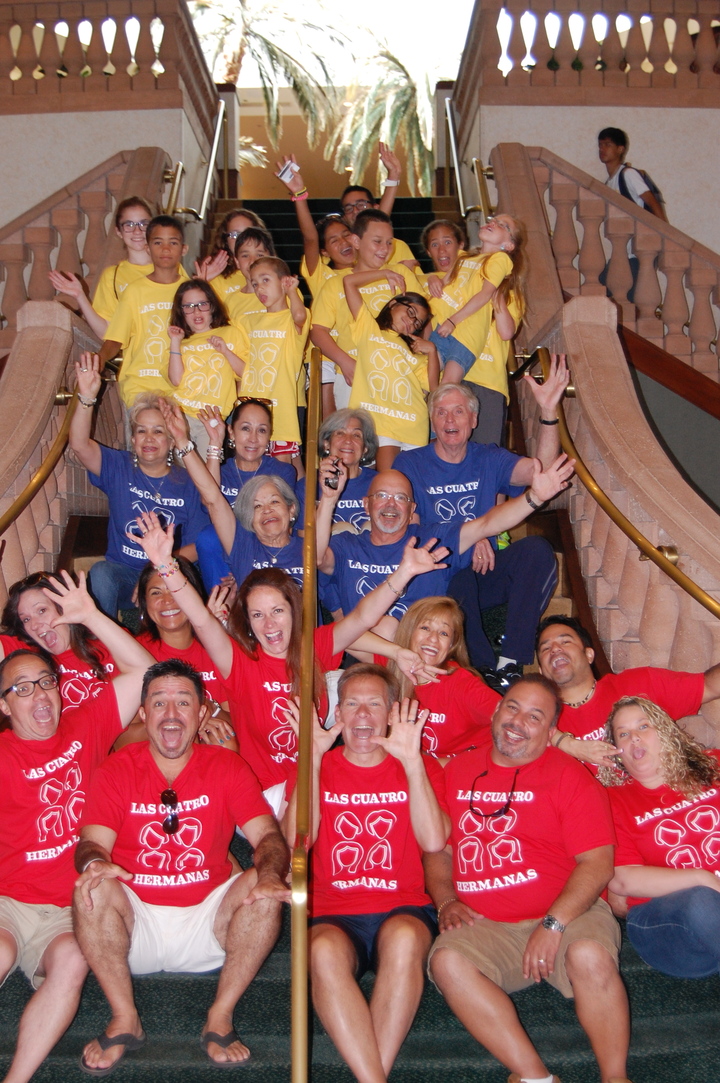 La Gaitanada T-Shirt Photo