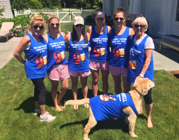 Bustout Weekend T-Shirt Photo
