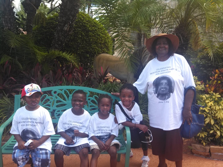 Mommom Arnita Harris 80th Birthday T-Shirt Photo