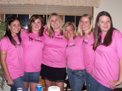 Rhonda's Getting Married! T-Shirt Photo