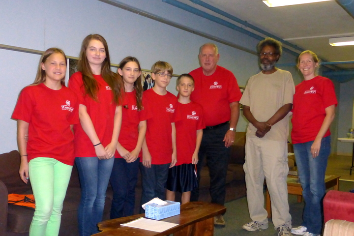 St. Matthew's Umc Middle School Mission Trip T-Shirt Photo