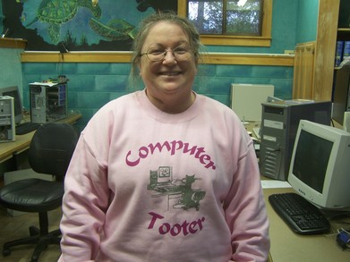 She Looks Great T-Shirt Photo