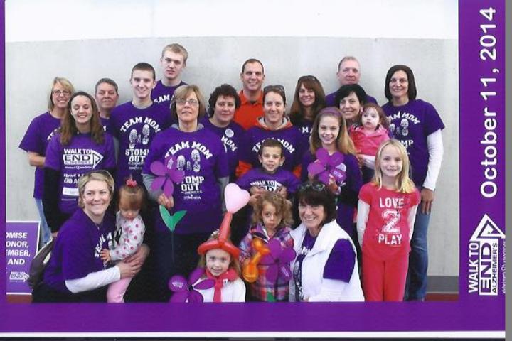 Walk To End Alzheimer's T-Shirt Photo