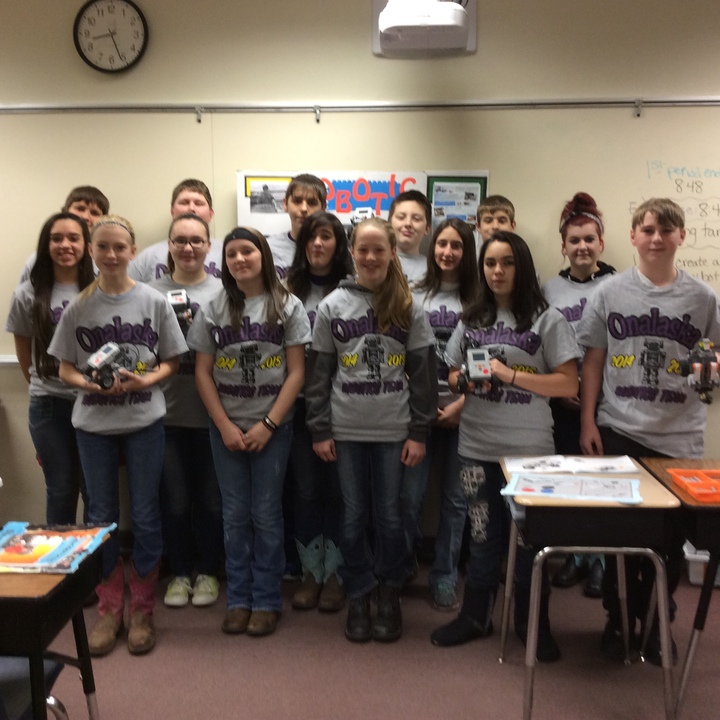 Onalaska Middle School Robotics Team T-Shirt Photo