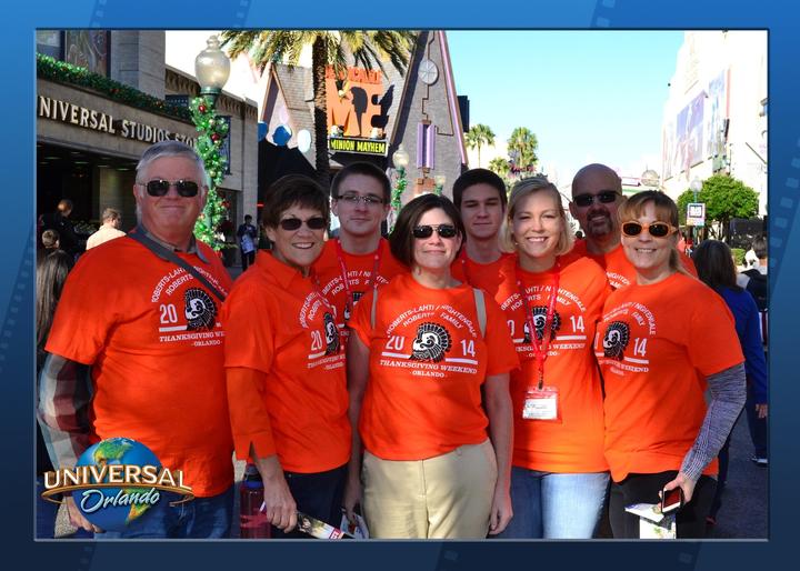 Thefam T-Shirt Photo