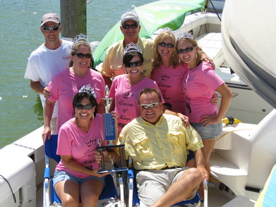 Queens Of Kings T-Shirt Photo