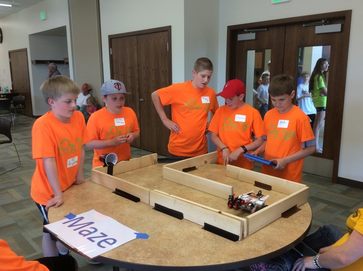 A"Maze" Ing Teamwork T-Shirt Photo