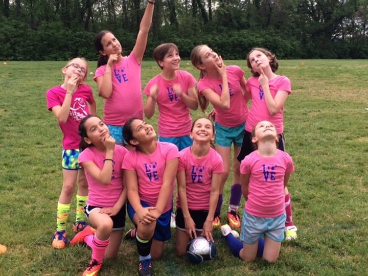 Silly Pic Of The Spirit Girls T-Shirt Photo