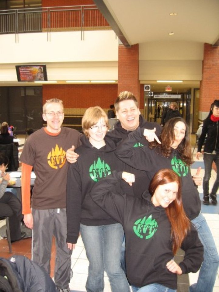 Evt Hooligans T-Shirt Photo