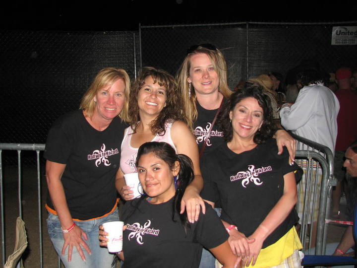 Halfway To Hazard Daisies T-Shirt Photo