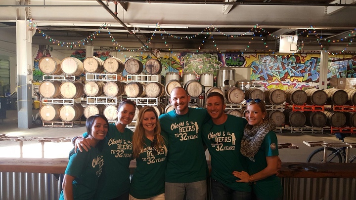 Cheers & Beers To 32 Years! T-Shirt Photo