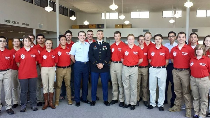 Cherry Creek High School   Future Soldiers Of America T-Shirt Photo