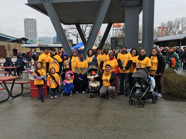 La Familia For Ms T-Shirt Photo