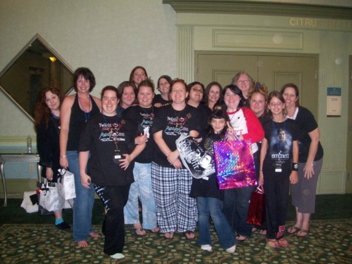Twi Moms At Accio Con T-Shirt Photo