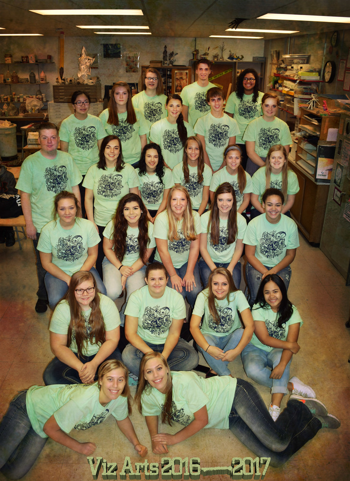 Best Art Students Ever! T-Shirt Photo