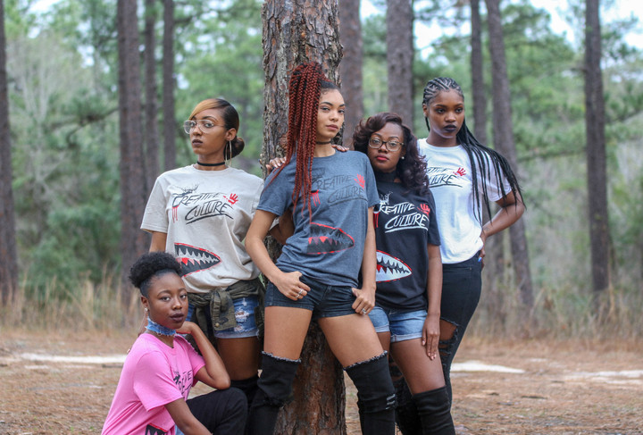 Creative Sharks  T-Shirt Photo