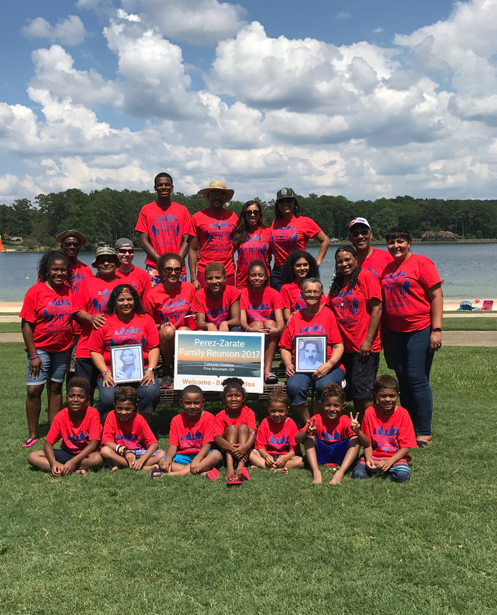 Pérez Zárate Family Reunion  T-Shirt Photo