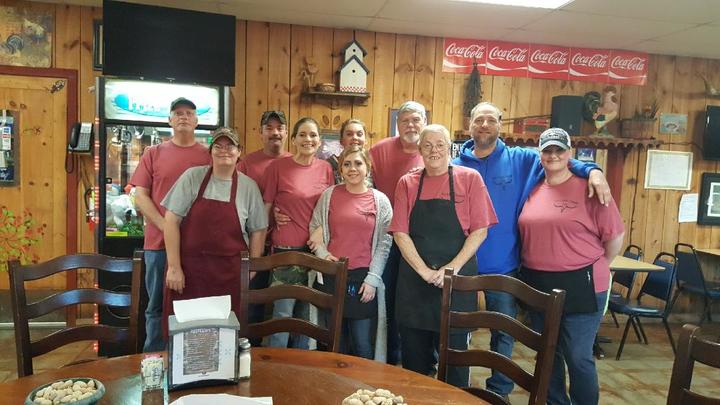 H & R Cafe T-Shirt Photo