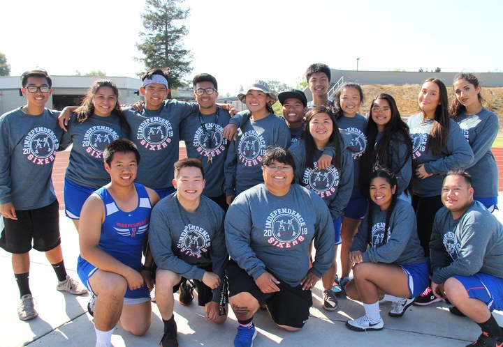 Throwers  T-Shirt Photo