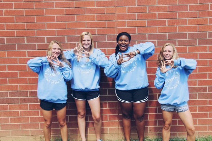 Yb Is For Yearbook T-Shirt Photo