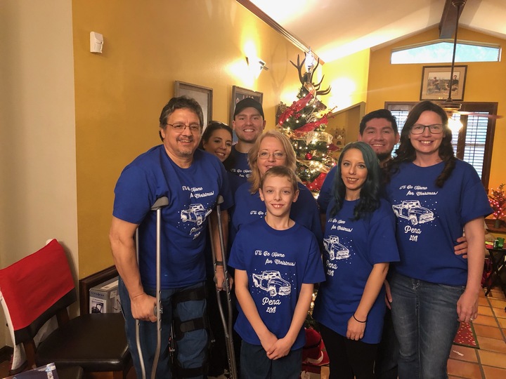 Pena Christmas  T-Shirt Photo