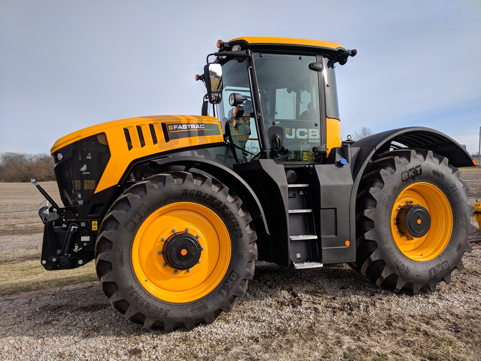 New 2019 JCB Fastrac 8330 in Sabina, OH