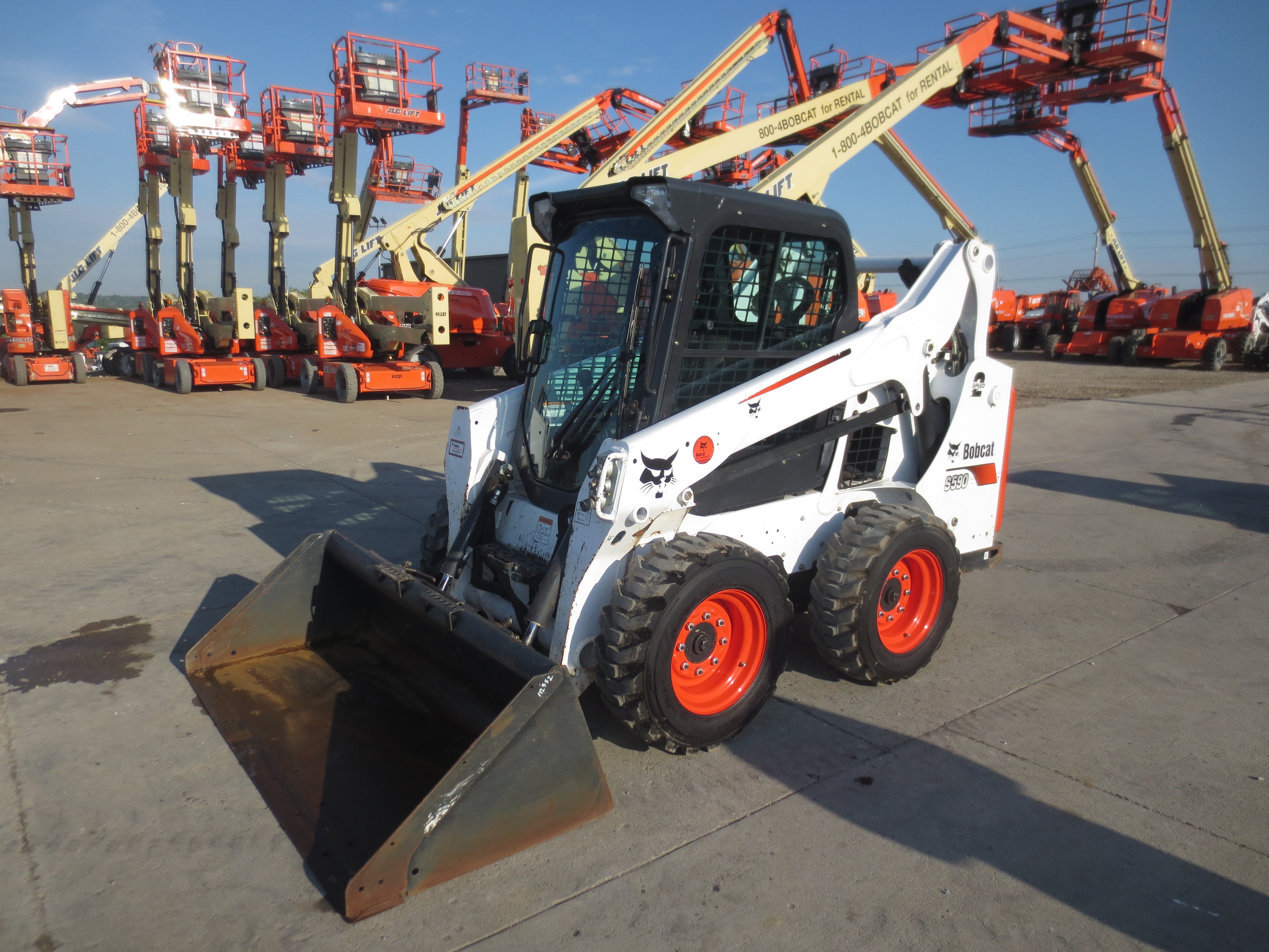 2015 Bobcat S590