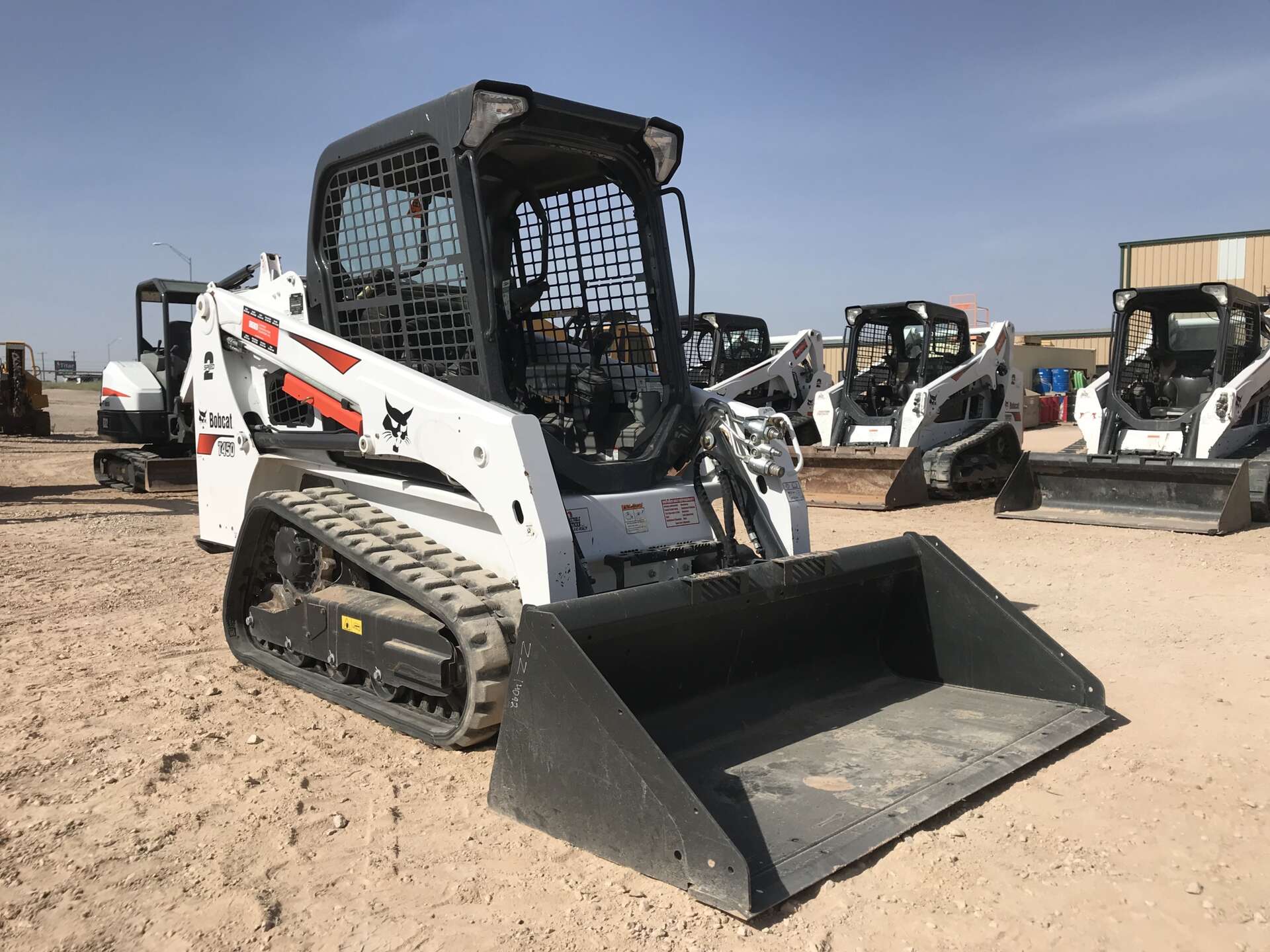 Used 2017 Bobcat T450 in Austin, TX