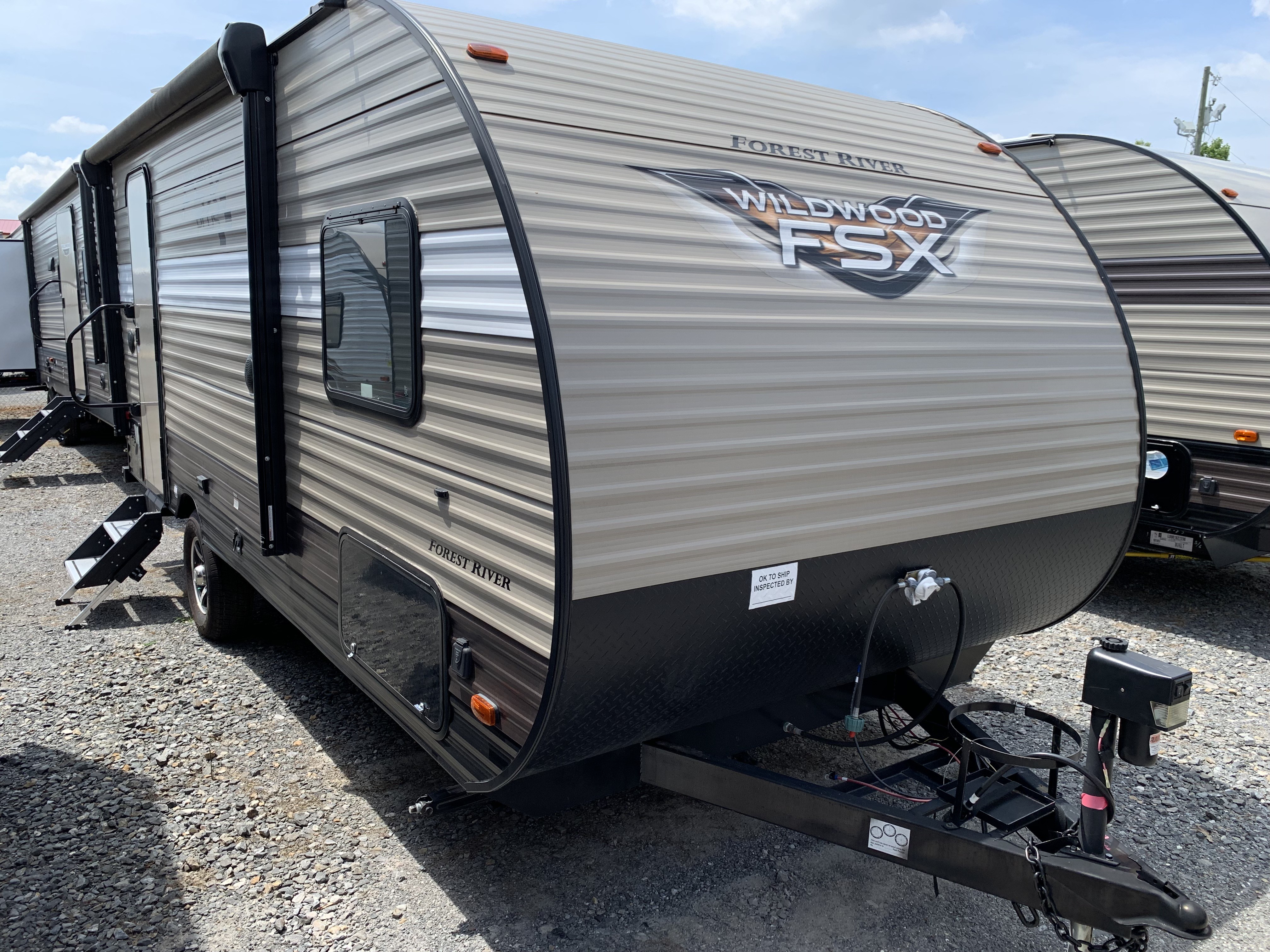 Best HD Pictures about  2018 Forest River Wildwood X Lite  with No AI Images